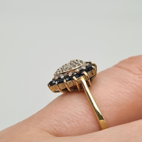 IGC Jewelry 14K Solid Yellow Gold Heart Shaped Ring US Size 7.5 - Picture 10 of 12